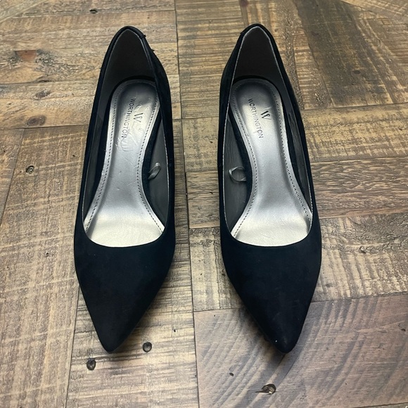 Worthington Black Pointed Toe Heels - Picture 1 of 8